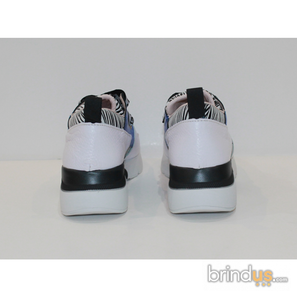 Sneakers Amarillo y Azul 